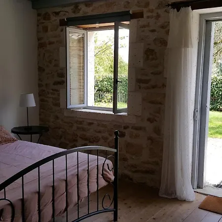 Le Marais Dom wakacyjny Chasseneuil-sur-Bonnieure