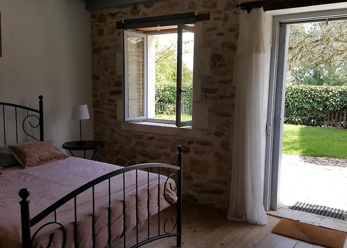 Le Marais Holiday home Chasseneuil-sur-Bonnieure